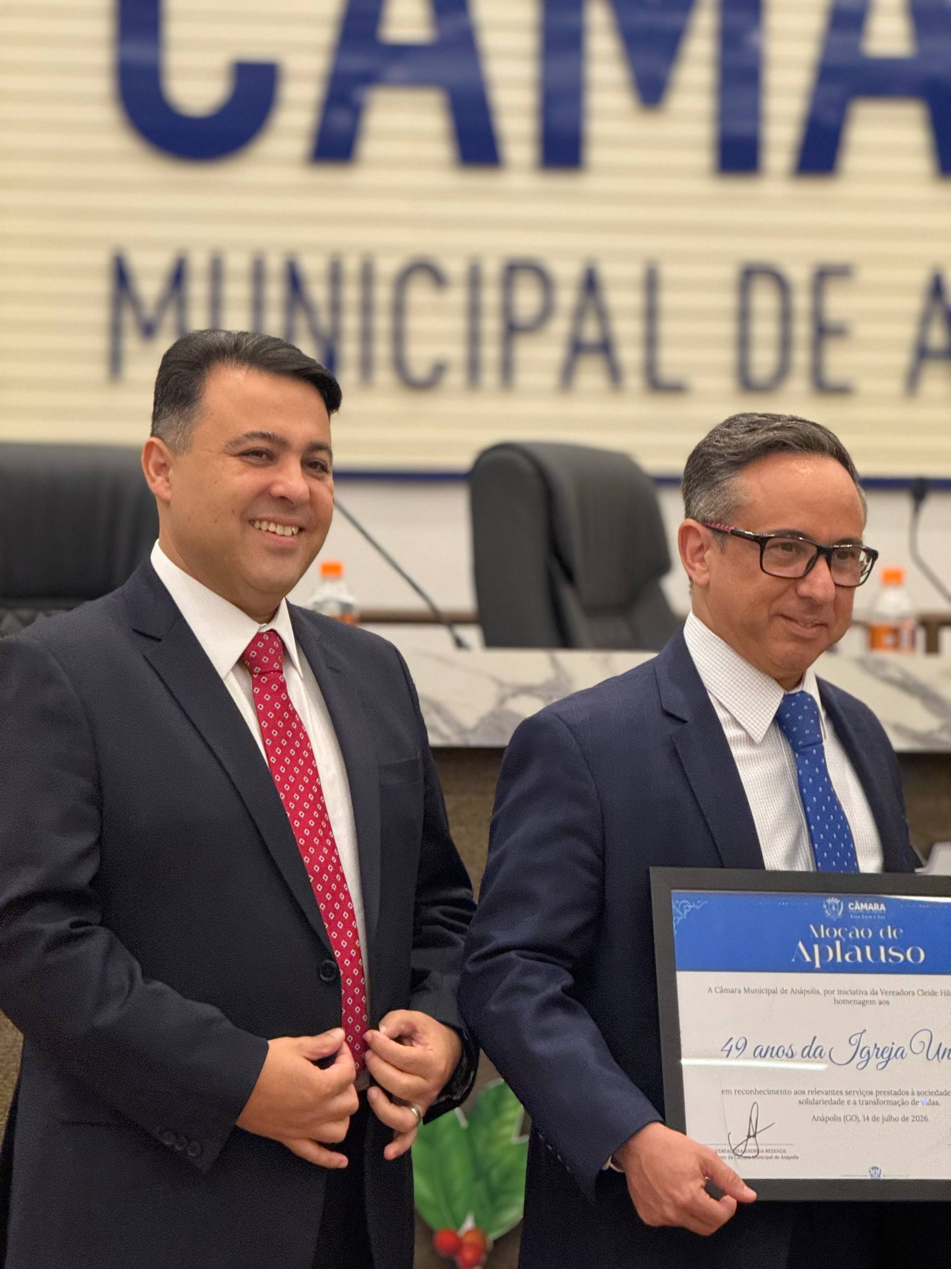 Desenvolvimento Goiás - Eles em defesa delas